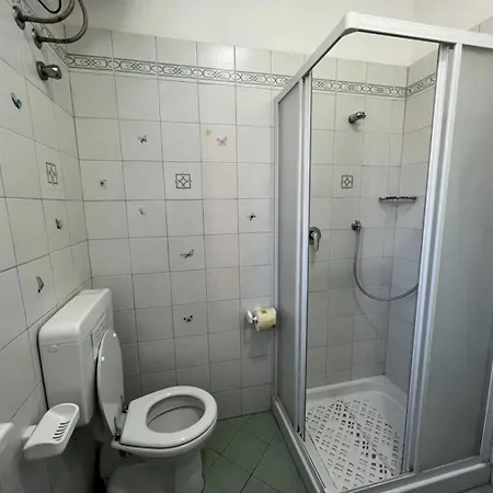 Lucry Apartment